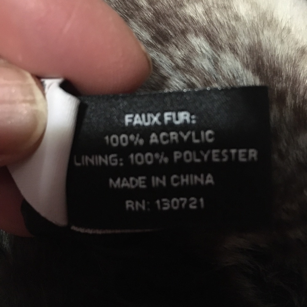 Animal friendly faux fur color\scarf - Picture 14 of 16